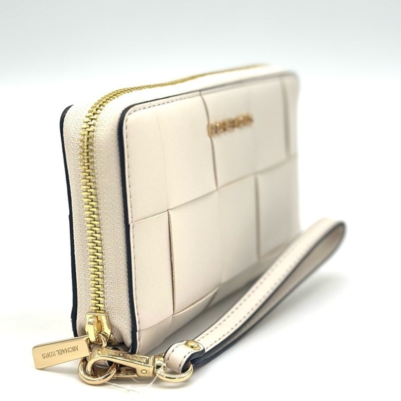 Michael Kors JST LG Flat MF Phone Case Wallet Light Cream - Picture 4 of 9